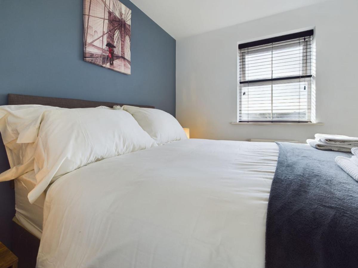 247 Serviced Accommodation In Stafford- 3Br Townhouse Ngoại thất bức ảnh
